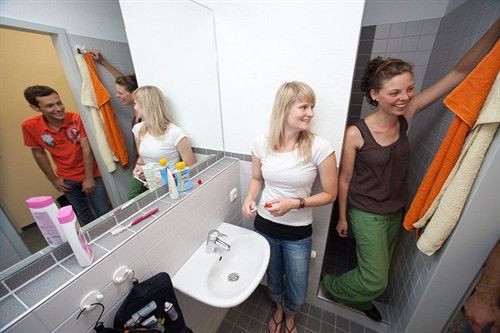Pathpoint Cologne - Backpacker Hostel Экстерьер фото